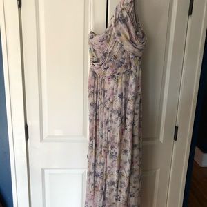 Slate & Willow Petal Pusher Gown